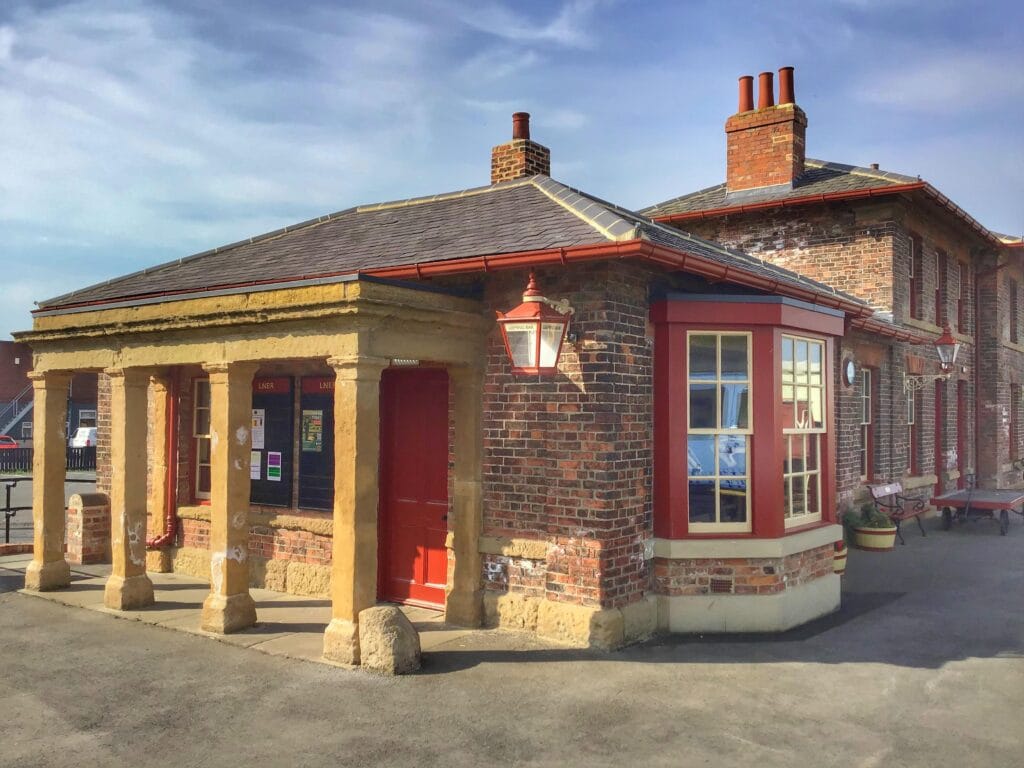 leemingbar_station_house