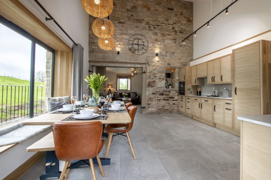 Canny Grouse Barn