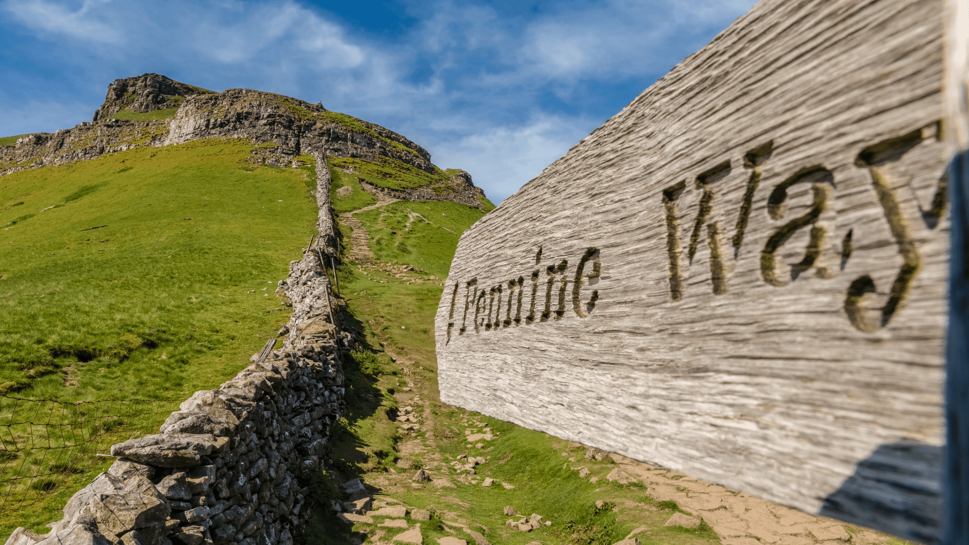 Pennine Way And Three Peaks
