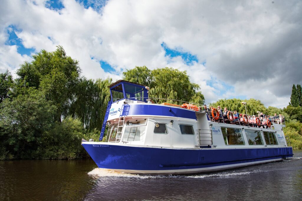 Logo,  Boat,  Boating,  Leisure Activities,  Sport,  Transportation,  Vehicle,  Water,  Water Sports