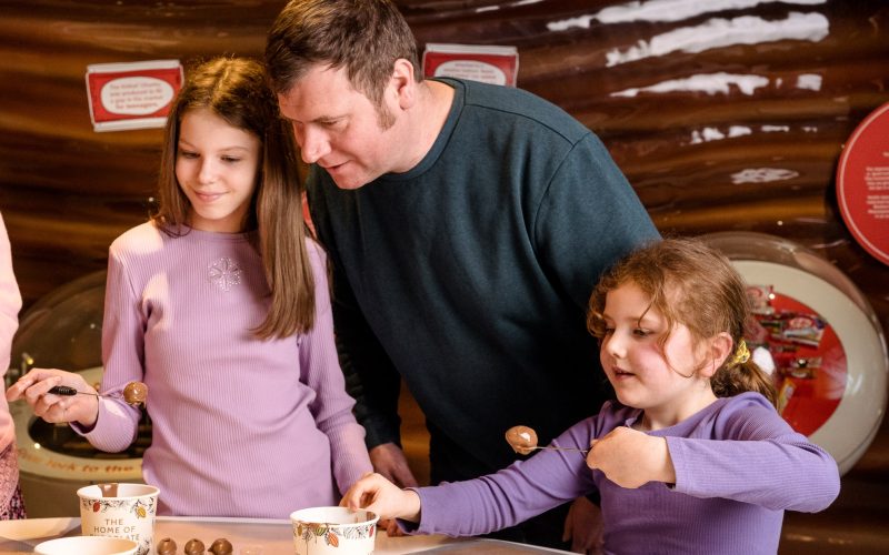 Easter Truffle Rolling