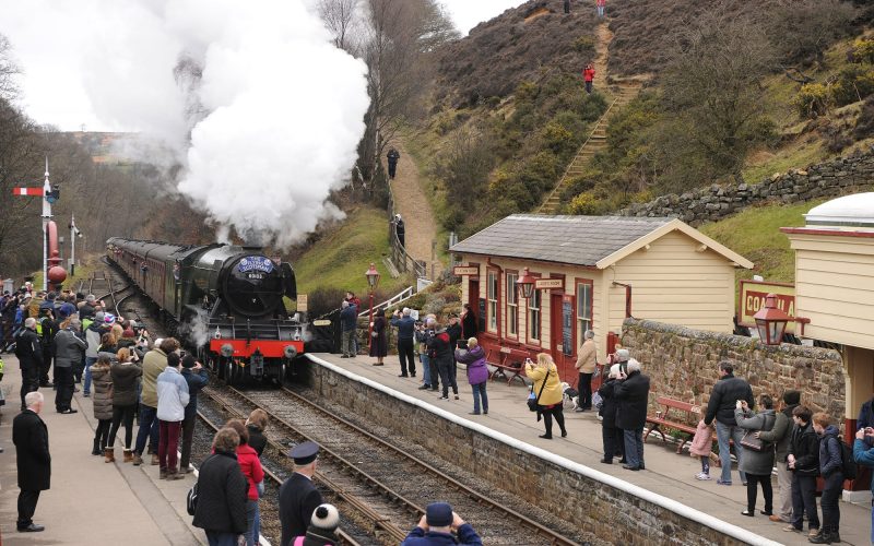 Flying Scotsman - Web