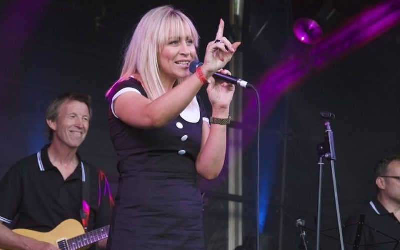 Sarah Collins Keep the Faith (002)